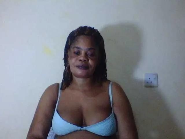 Live sex webcam photo for Sexydove #277149151