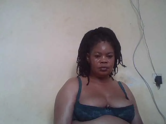 Live sex webcam photo for Sexydove #293705451