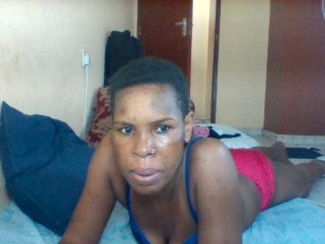 Live sex webcam photo for Sexyebonygal #277946011