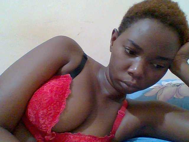 Live sex webcam photo for Sexyebonygal #291020967