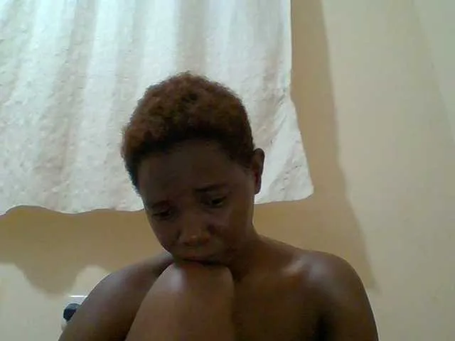 Live sex webcam photo for Sexyebonygal #291220460