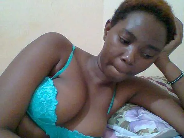 Live sex webcam photo for Sexyebonygal #291239855