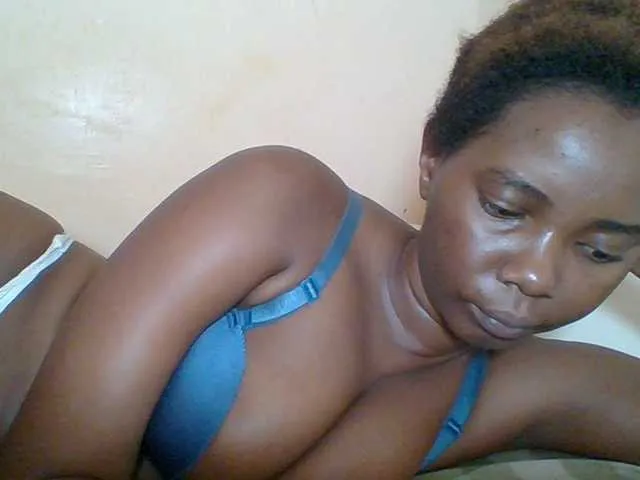 Live sex webcam photo for Sexyebonygal #291818151