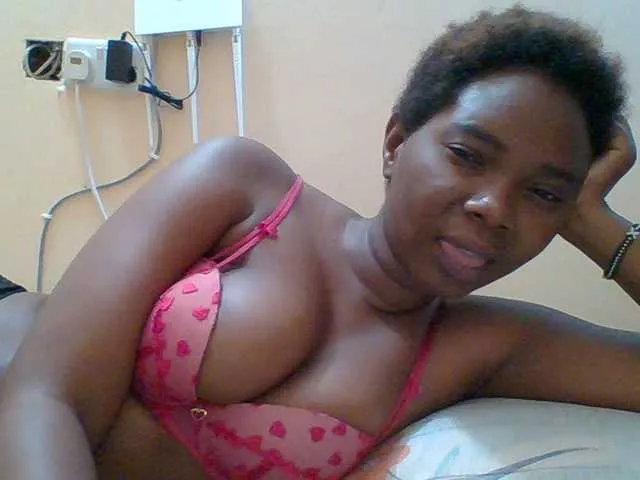 Live sex webcam photo for Sexyebonygal #291871685