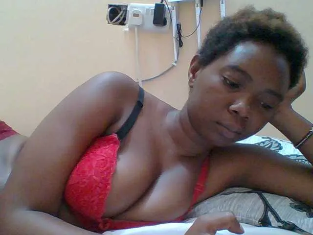 Live sex webcam photo for Sexyebonygal #291899808