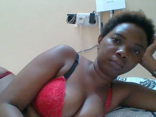 Live sex webcam photo for Sexyebonygal #291901620