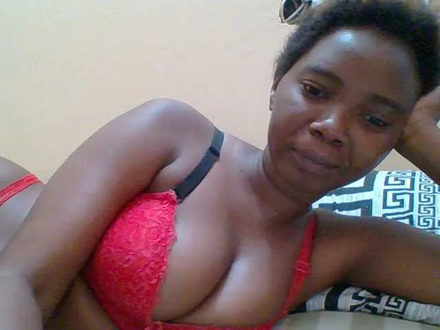 Live sex webcam photo for Sexyebonygal #291954353