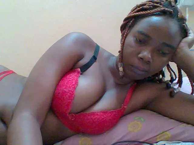 Live sex webcam photo for Sexyebonygal #292086685