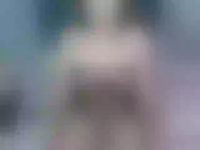 Live sex webcam photo for Sexygalxx #290952886