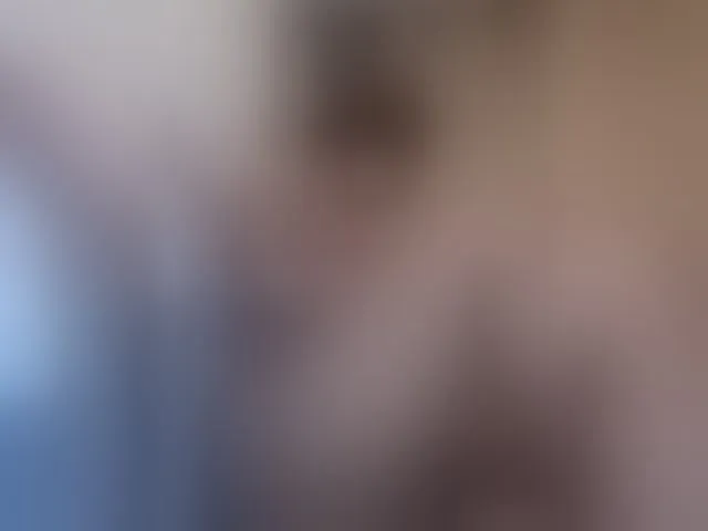 Live sex webcam photo for Sexygirlbiz #293575238