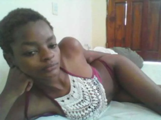 Live sex webcam photo for Sexyhotgal #288067144