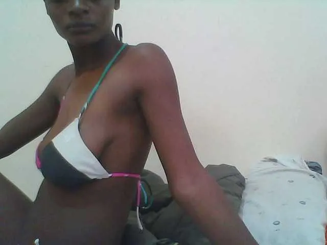Live sex webcam photo for Sexyhotgal #288067147