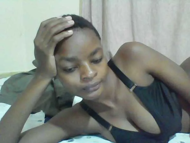 Live sex webcam photo for Sexyhotgal #288067163