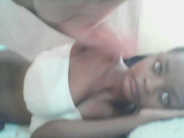 Live sex webcam photo for Sexyhotgal #288067175