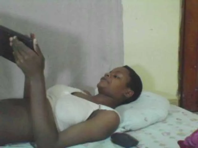 Live sex webcam photo for Sexyhotgal #288067178