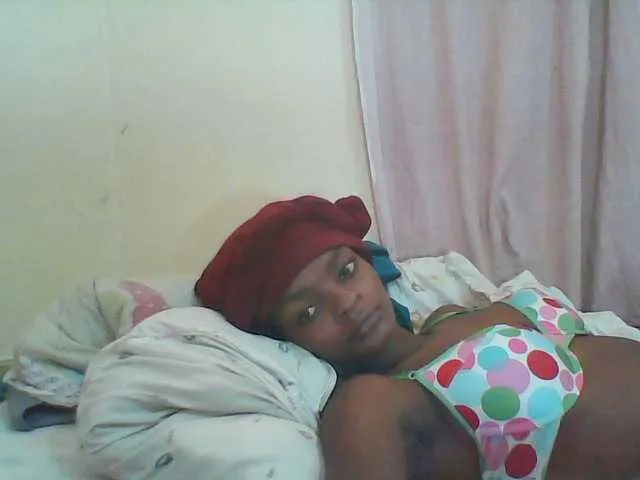 Live sex webcam photo for Sexyhotgal #288067192
