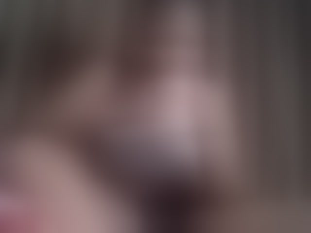 Live sex webcam photo for Sexyicey #294198704