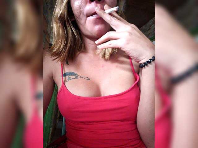 Live sex webcam photo for Sexyjanelle #277410993