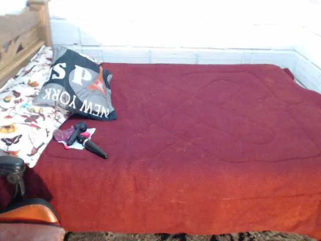 Live sex webcam photo for Sexyjustin202 #291265172