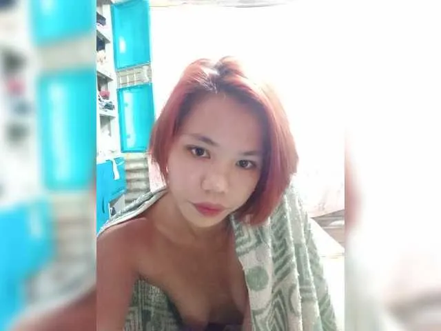 Live sex webcam photo for Sexylove121 #272250090