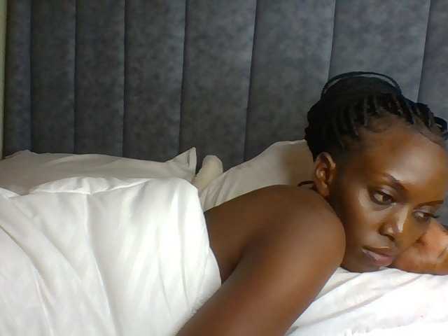 Live sex webcam photo for Sexymaya22 #291374077