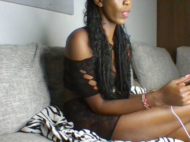 Live sex webcam photo for Sexymaya22 #291642790