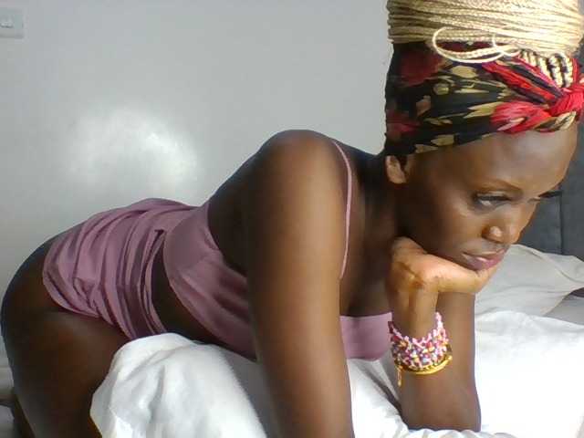 Live sex webcam photo for Sexymaya22 #292391281