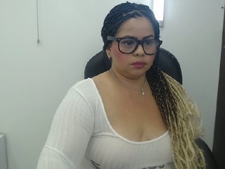 Live sex webcam photo for Sexymoonlatin #215306123