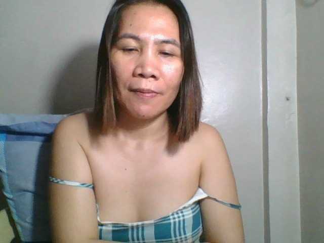 Live sex webcam photo for Sexynipps #275956097