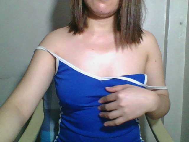 Live sex webcam photo for Sexynipps #290291938