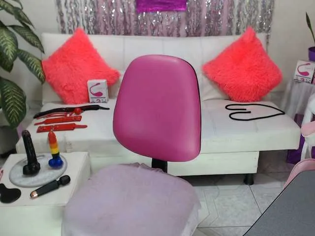 Live sex webcam photo for Sexypamela #290286370