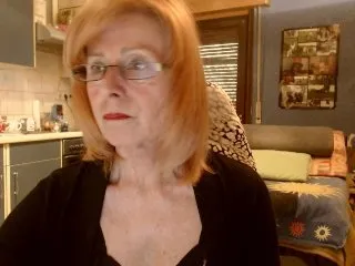 Live sex webcam photo for Sexysilvie #287910013