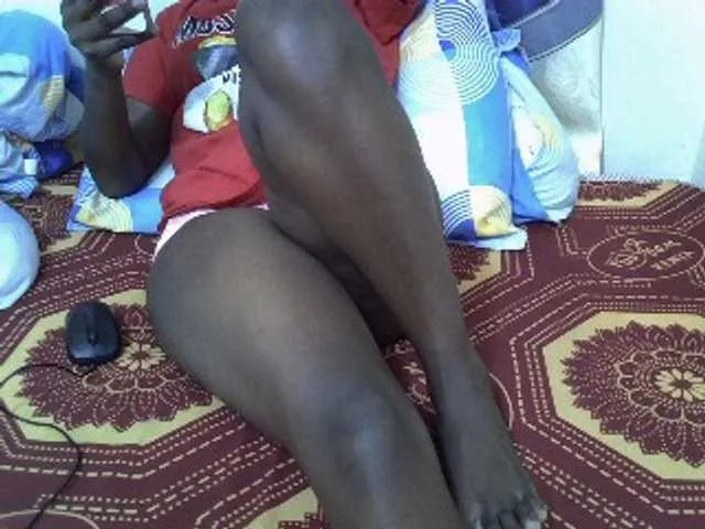 Live sex webcam photo for Sexyslimebony #275745915