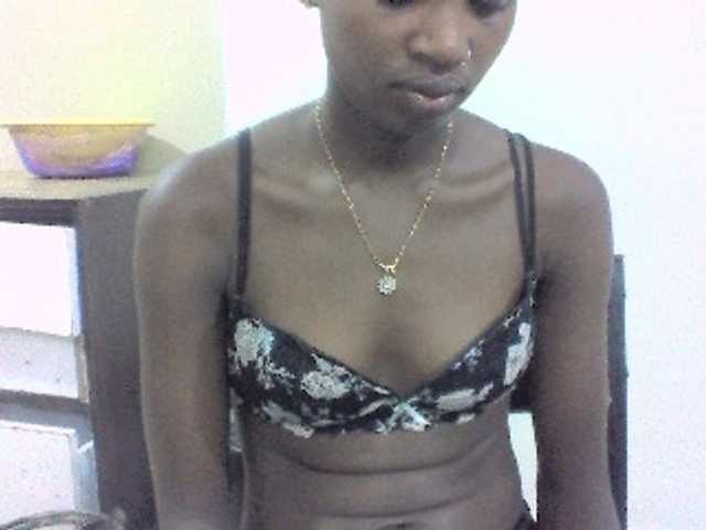 Live sex webcam photo for Sexyvanny #278130906