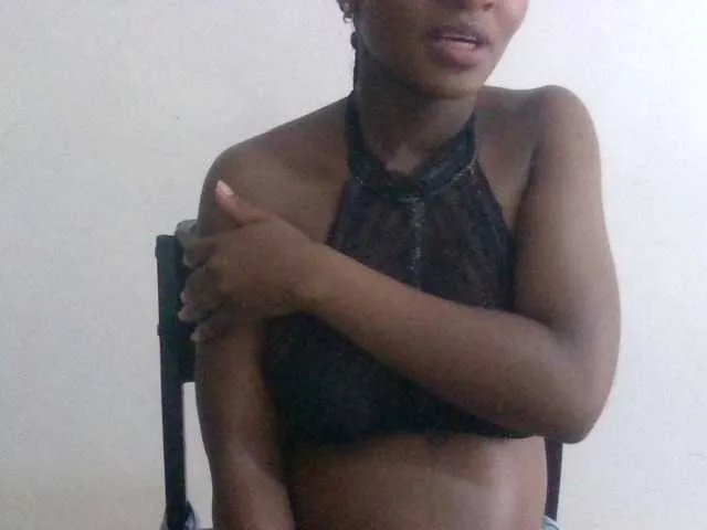 Live sex webcam photo for Sexyvanny254 #288065858