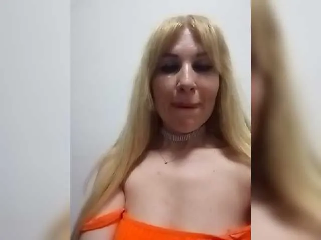 Live sex webcam photo for Sexywoman999 #278233999