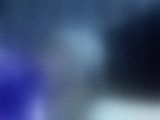 Live sex webcam photo for Sexyyves #293275621