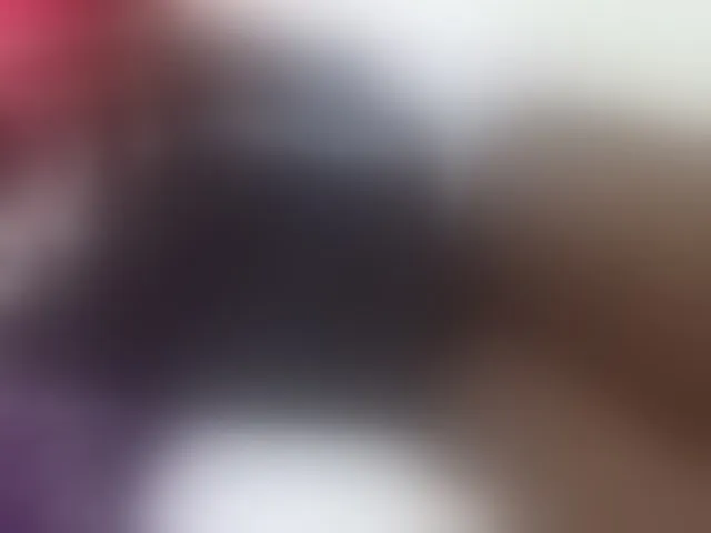 Live sex webcam photo for Sexyyves #293893821