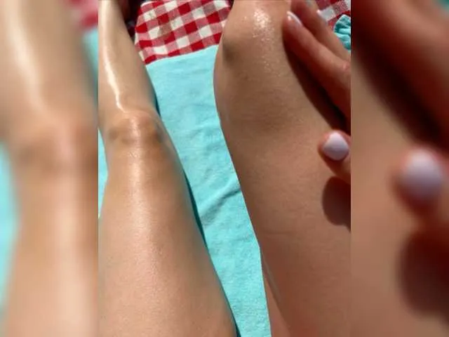 Live sex webcam photo for Shaiden-Sky #275966876