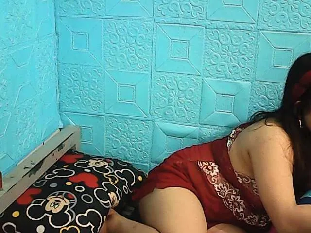 Live sex webcam photo for ShailaJeen #292122764