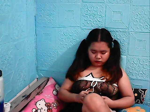 Live sex webcam photo for ShailaJeen #292201850