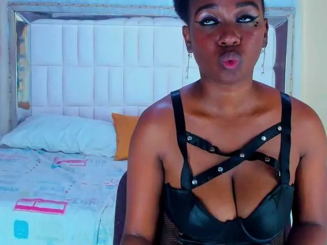 Live sex webcam photo for ShailenSander #277024507