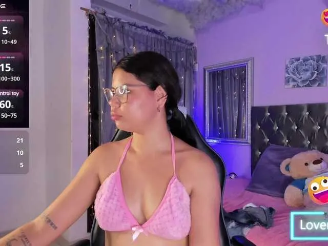 Live sex webcam photo for Shaira-Awada #290135023