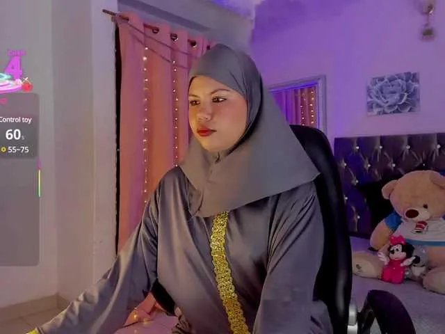 Live sex webcam photo for Shaira-Awada #290936518