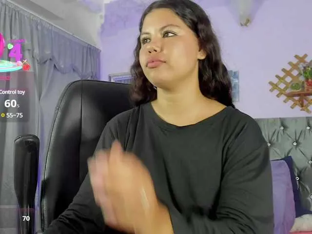 Live sex webcam photo for Shaira-Awada #291412555