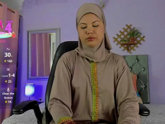 Live sex webcam photo for Shaira-Awada #291487016