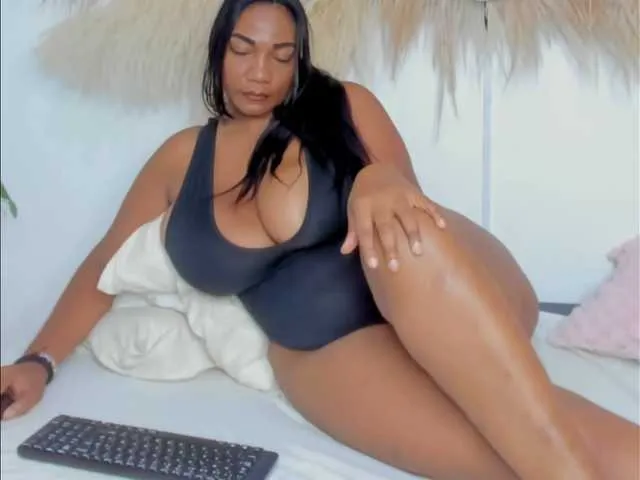 Live sex webcam photo for Shakebigass #293074611