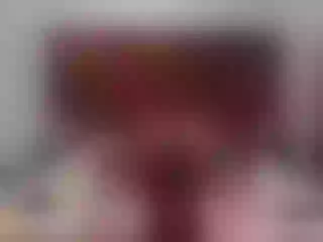 Live sex webcam photo for Shancurves #290865972