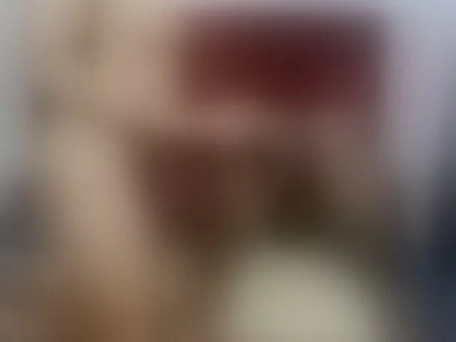 Live sex webcam photo for Shancurves #290984360