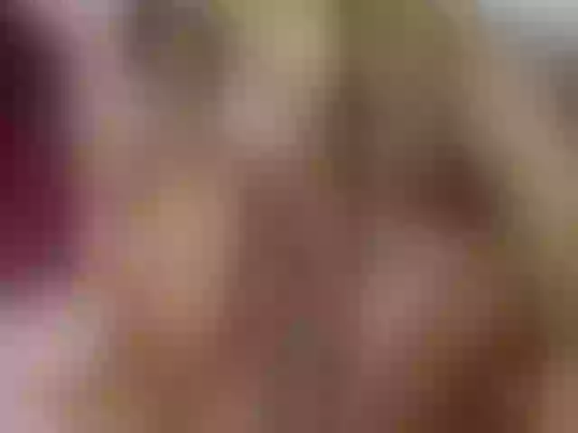 Live sex webcam photo for Shancurves #291741894